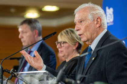 UE a aprobat al 13-lea pachet de sanctiuni impotriva Rusiei. Ce prevede acesta
UE a aprobat al 13-lea pachet de sanctiuni impotriva Rusiei. Ce prevede acesta