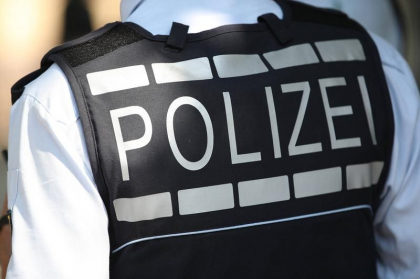 Atac cu cutitul intr-o scoala din vestul Germaniei. Mai multi elevi au fost raniti. Suspectul a fost arestat
Atac cu cutitul intr-o scoala din vestul Germaniei. Mai multi elevi au fost raniti. Suspectul a fost arestat