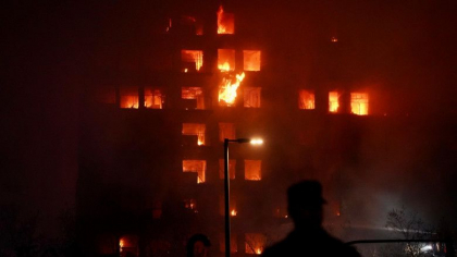 „Scene apocaliptice”. Martorii descriu tragedia din Valencia. Printre cei disparuti in incendiu, o familie cu doi copii mici „Scene apocaliptice”. Martorii descriu tragedia din Valencia. Printre cei disparuti in incendiu, o familie cu doi copii mici