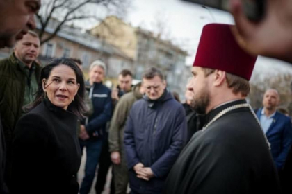 Sefa diplomatiei germane, vizita neanuntata in Ucraina. Baerbock si Kuleba au venit impreuna de la Berlin si au aterizat in Republica Moldova