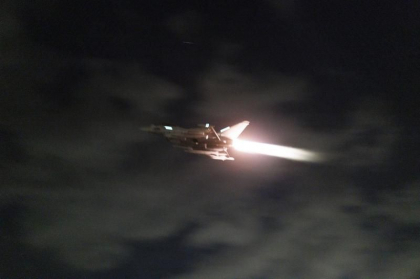 SUA si Marea Britanie au bombardat tinte ale Houthi din Yemen
SUA si Marea Britanie au bombardat tinte ale Houthi din Yemen