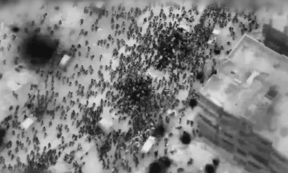 Momente de teroare in Fasia Gaza: Ce s-a intamplat in timpul busculadei de pe drumul Al-Rashid, unde mii de oameni au luat cu asalt un convoi umanitar - VIDEO