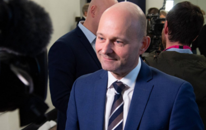 Liderul unui partid din Danemarca, fost ministru, a murit in timpul unei reuniuni a formatiunii politice. Avea 52 de ani