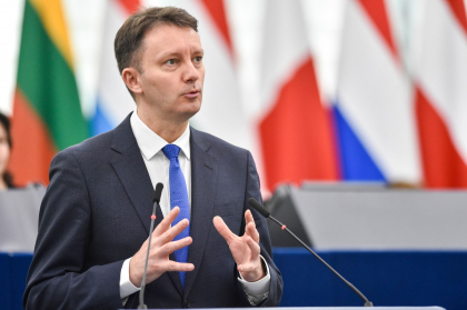 Europarlamentar: „Noi, institutiile UE trebuie sa ne implicam mai activ in a ajuta tarile candidate, ca Republica Moldova si Ucraina, sa indeplineasca criteriile de aderare”