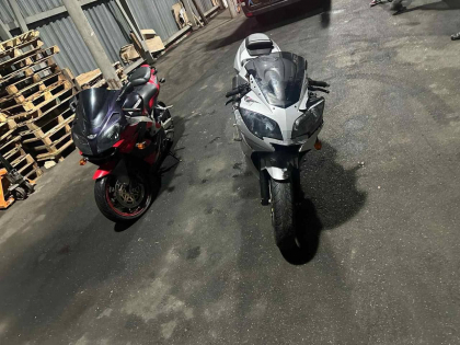 Doi moldoveni - documentati, dupa ce au incercat sa aduca in Moldova doua motociclete, fara a le declara, la vama Leuseni. Unde erau ascunse - FOTO Doi moldoveni - documentati, dupa ce au incercat sa aduca in Moldova doua motociclete, fara a le declara, la vama Leuseni. Unde erau ascunse - FOTO