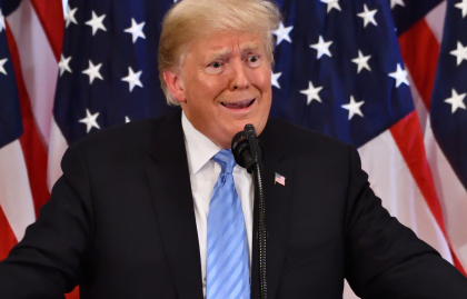 Donald Trump face afirmatii bizare: "Daca nu voi fi ales, va fi o baie de sange pentru tara”
Donald Trump face afirmatii bizare: "Daca nu voi fi ales, va fi o baie de sange pentru tara”