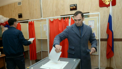 Alegeri prezidentiale in Rusia. Cel putin 25 de oameni au fost retinuti de politie, din cauza protestelor la vot
