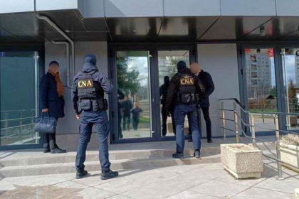 Perchezitii in biroul unui administrator de blocuri, intr-un dosar de abuz de putere, in valoare de circa 8 milioane de lei Perchezitii in biroul unui administrator de blocuri, intr-un dosar de abuz de putere, in valoare de circa 8 milioane de lei
