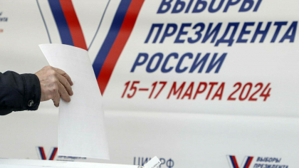 A mers sa voteze in Rusia si a scris pe buletin „Nu razboiului”. Ce se intampla acum cu o femeie din Sankt Petersburg
A mers sa voteze in Rusia si a scris pe buletin „Nu razboiului”. Ce se intampla acum cu o femeie din Sankt Petersburg