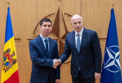 Ministrul Afacerilor Externe, Mihai Popsoi, intalnire cu secretarul general adjunct al NATO, Mircea Geoana Ministrul Afacerilor Externe, Mihai Popsoi, intalnire cu secretarul general adjunct al NATO, Mircea Geoana