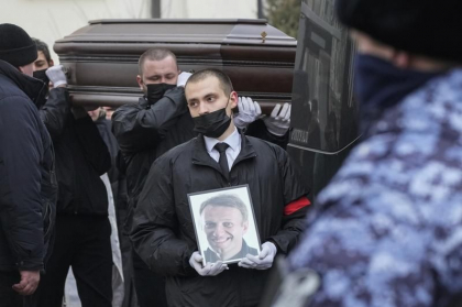 Procesul deschis de mama lui Navalnii impotriva inchisorii unde acesta a murit a fost respins. Motivul invocat: reclamantul trebuia sa fie Navalnii insusi