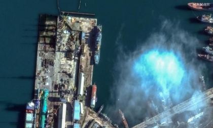 Rusia deseneaza nave fantoma in porturile din Marea Neagra, pentru a pacali dronele ucrainene, dupa atacurile asupra flotei - FOTO
Rusia deseneaza nave fantoma in porturile din Marea Neagra, pentru a pacali dronele ucrainene, dupa atacurile asupra flotei - FOTO