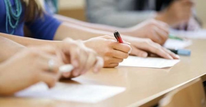 Mai mulți studenți vor beneficia de burse în instituțiile de învățământ de peste hotare. Un proiect in acest sens - votat de deputați Mai mulți studenți vor beneficia de burse în instituțiile de învățământ de peste hotare. Un proiect in acest sens - votat de deputați