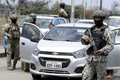Traficanții de droguri au răpit, interogat și ucis cinci turiști, crezând că sunt membri ai unei bande rivale , în Ecuador
Traficanții de droguri au răpit, interogat și ucis cinci turiști, crezând că sunt membri ai unei bande rivale , în Ecuador