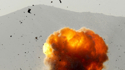 Nouă copii au murit în explozia unei mine sovietice cu care se jucau, în Afganistan. Aveau între 4 și 10 ani Nouă copii au murit în explozia unei mine sovietice cu care se jucau, în Afganistan. Aveau între 4 și 10 ani