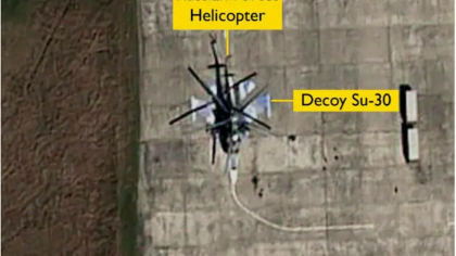 „Încă o tactică pur rusească”. Elicopterele rusești aterizează peste avioane pictate la sol drept momeală pentru Ucraina