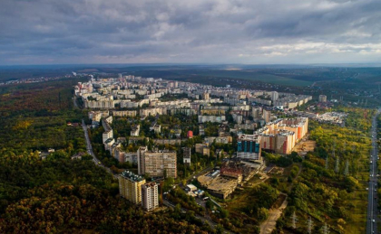 Noi locuri de parcare în sectorul Ciocana? Unde sunt amenajate - FOTO Noi locuri de parcare în sectorul Ciocana? Unde sunt amenajate - FOTO