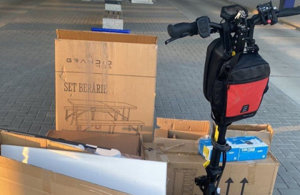 O trotinetă electrică, dar și alte obiecte, ascunse în automobilul unui bărbat. Ce spune Servciul vamal - FOTO O trotinetă electrică, dar și alte obiecte, ascunse în automobilul unui bărbat. Ce spune Servciul vamal - FOTO