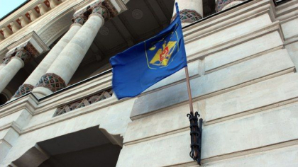 Și-a violat fiica timp de 18 ani, dar și alte minore. Un bărbat, condamnat la 20 de ani de închisoare. Ce spune procuratura