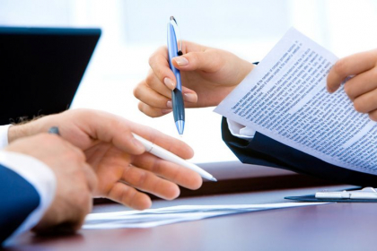 Tinerii - mai motivați să se angajeze în instituțiile statului. Modificările la Legea cu privire la stagiile plătite în serviciul public - aprobate de Guvern