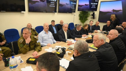 Cabinetul de război al Israelului a aprobat riposta la atacul Iranului. Americanii au cerut să fie anunțați înainte de un contraatac Cabinetul de război al Israelului a aprobat riposta la atacul Iranului. Americanii au cerut să fie anunțați înainte de un contraatac