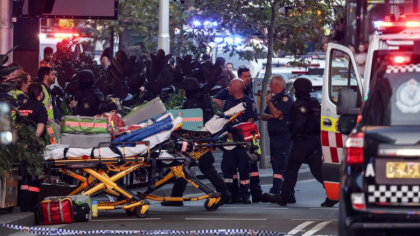 Atacatorul din Sydney care a înjunghiat mortal șase persoane a avut ca ţintă femeile (Poliție) Atacatorul din Sydney care a înjunghiat mortal șase persoane a avut ca ţintă femeile (Poliție)
