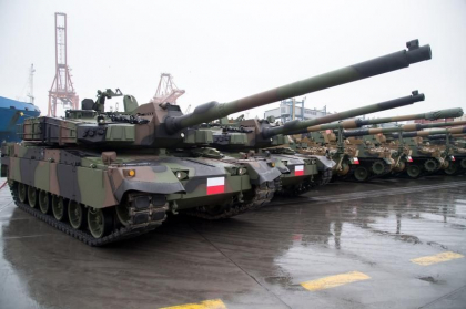 Polonia va construi peste 800 de tancuri şi va stimula industria naţională de armament Polonia va construi peste 800 de tancuri şi va stimula industria naţională de armament