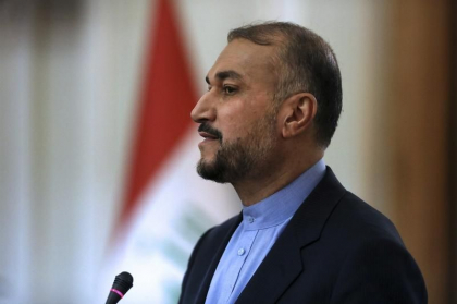 Iranul ironizează atacul israelian de vineri: Au fost două-trei drone precum cele cu care se joacă copiii