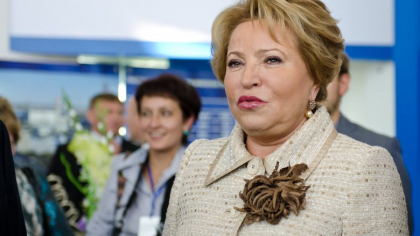 Șefa Consiliului Federaţiei Rusiei avertizează europenii că „vor pierde mai mult decât pierdem noi” dacă îi sunt confiscate activele Șefa Consiliului Federaţiei Rusiei avertizează europenii că „vor pierde mai mult decât pierdem noi” dacă îi sunt confiscate activele