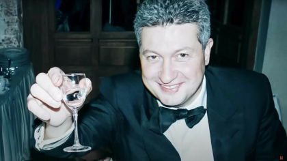 Adjunctul Apărării din Rusia, unul dintre cei mai bogați demnitari, arestat. Ce se întâmplă acum la Kremlin - FOTO/VIDEO
Adjunctul Apărării din Rusia, unul dintre cei mai bogați demnitari, arestat. Ce se întâmplă acum la Kremlin - FOTO/VIDEO