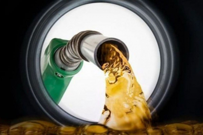 Carburanții, mai ieftini. Noile prețuri stabilite de ANRE pentru benzină și motorină - FOTO