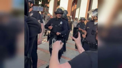 Aproape 100 de studenți au fost arestați într-un campus din California pentru că protestau față de războiul din Fâșia Gaza