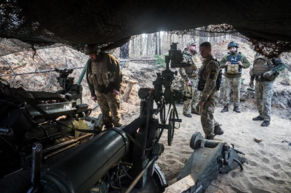 Un ajutor masiv, dar nu o „baghetă magică”: Ce spun experți și oficiali despre pachetul militar al SUA pentru Ucraina
Un ajutor masiv, dar nu o „baghetă magică”: Ce spun experți și oficiali despre pachetul militar al SUA pentru Ucraina