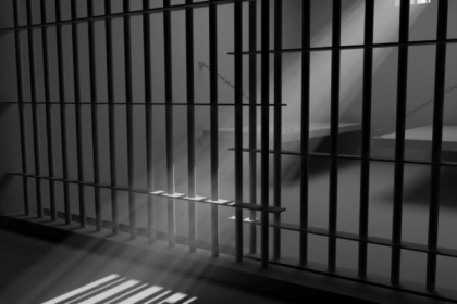 Tânăr de 21 ani, condamnat la ani grei de închisoare pentru jafuri: „De la instrumente pentru construcții până la haine de pe sfoară” - VIDEO
