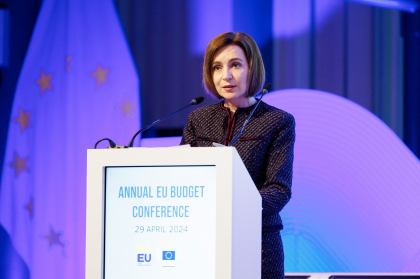 Maia Sandu, la Bruxelles: „Un buget european al păcii ne va ajuta să accelerăm procesul de aderare”. Ce a mai cerut șefa statului la Conferința privind următorul buget al UE Maia Sandu, la Bruxelles: „Un buget european al păcii ne va ajuta să accelerăm procesul de aderare”. Ce a mai cerut șefa statului la Conferința privind următorul buget al UE