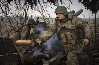 Rusia are o fereastră de oportunitate într-un moment crucial al războiului. Două curse contra cronometru au loc acum pe frontul din Ucraina - HARTĂ Rusia are o fereastră de oportunitate într-un moment crucial al războiului. Două curse contra cronometru au loc acum pe frontul din Ucraina - HARTĂ