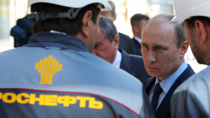 „Țânțarul” care îl scoate din minți pe Putin. Cum epuizează Ucraina motorina și benzina din Rusia „Țânțarul” care îl scoate din minți pe Putin. Cum epuizează Ucraina motorina și benzina din Rusia