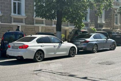 Fostul deputat, Sergiu Mocanu, l-a sunat pe șeful IGP ca să-și scoată fiul din probleme: Și-a lăsat BMW-ul parcat neregulamentar, iar alte opt amenzi le avea neachitate