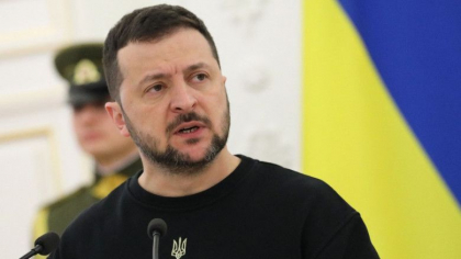 Zelenski spune că rușii se pregătesc de „o nouă ofensivă”: „Ne aflăm în fața unei noi etape a războiului” Zelenski spune că rușii se pregătesc de „o nouă ofensivă”: „Ne aflăm în fața unei noi etape a războiului”