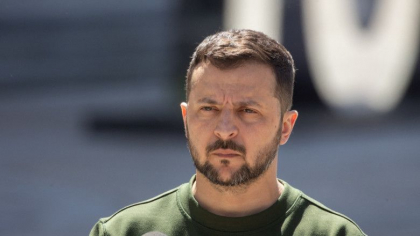Volodimir Zelenski a fost pus de Moscova pe lista persoanelor căutate în Rusia Volodimir Zelenski a fost pus de Moscova pe lista persoanelor căutate în Rusia