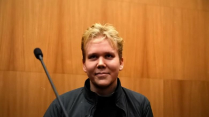 Povestea adolescentului care a ajuns cel mai căutat criminal cibernetic din Europa. Ce condamnare a primit pentru 30.000 de infracțiuni Povestea adolescentului care a ajuns cel mai căutat criminal cibernetic din Europa. Ce condamnare a primit pentru 30.000 de infracțiuni
