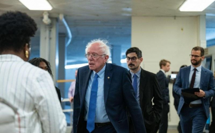 Bernie Sanders, în vârstă de 82 de ani, candidează pentru un nou mandat în Senatul SUA Bernie Sanders, în vârstă de 82 de ani, candidează pentru un nou mandat în Senatul SUA