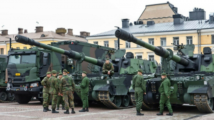 Un stat NATO se pregătește pentru un război la scară largă cu Rusia. A început să mute echipamente militare în străinătate
