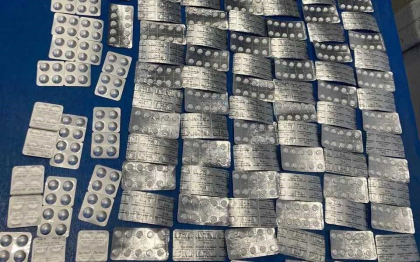 Sute de pastile psihotrope au fost depistate la frontieră - FOTO