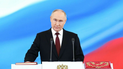 Putin, mesaj războinic pentru Occident de "Ziua Victoriei": "Forțele strategice sunt mereu gata de luptă"- VIDEO
Putin, mesaj războinic pentru Occident de "Ziua Victoriei": "Forțele strategice sunt mereu gata de luptă"- VIDEO