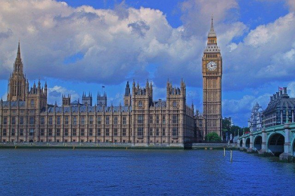 Marea Britanie a ieșit din recesiune
Marea Britanie a ieșit din recesiune
