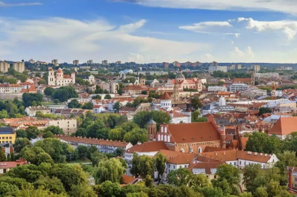 Lituanienii sunt aşteptaţi la urne pentru primul tur al alegerilor prezidenţiale Lituanienii sunt aşteptaţi la urne pentru primul tur al alegerilor prezidenţiale