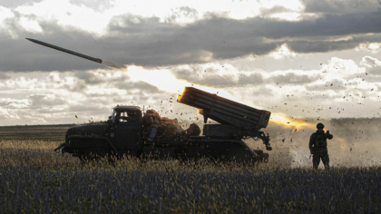 Armata Rusiei continuă să avanseze în Ucraina. Rușii au cucerit un sat simbol al ucrainenilor, Robotîne
Armata Rusiei continuă să avanseze în Ucraina. Rușii au cucerit un sat simbol al ucrainenilor, Robotîne