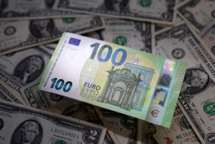 Curs valutar BNM pentru 15 mai. Cât costă astăzi un euro și un dolar - FOTO Curs valutar BNM pentru 15 mai. Cât costă astăzi un euro și un dolar - FOTO