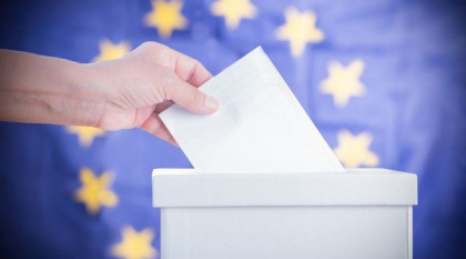 Votat de Parlament. Referendumul privind aderarea Republicii Moldova la UE va avea loc pe 20 octombrie